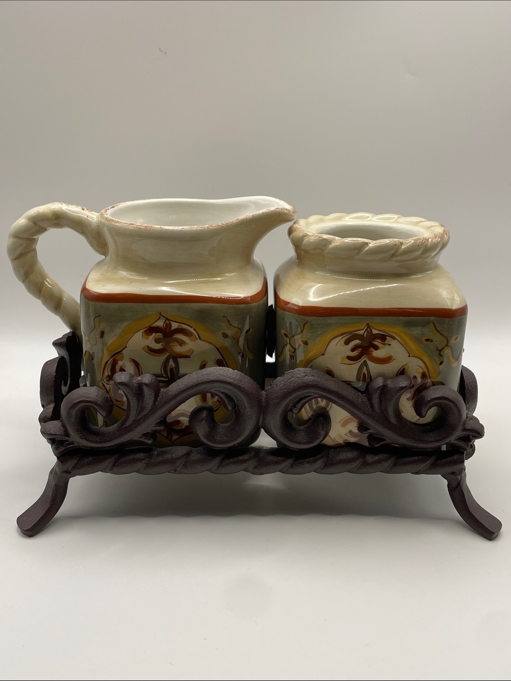 Artimino Tuscan Countryside Sienna Creamer, SugarJar (No Lid) with Metal Holder